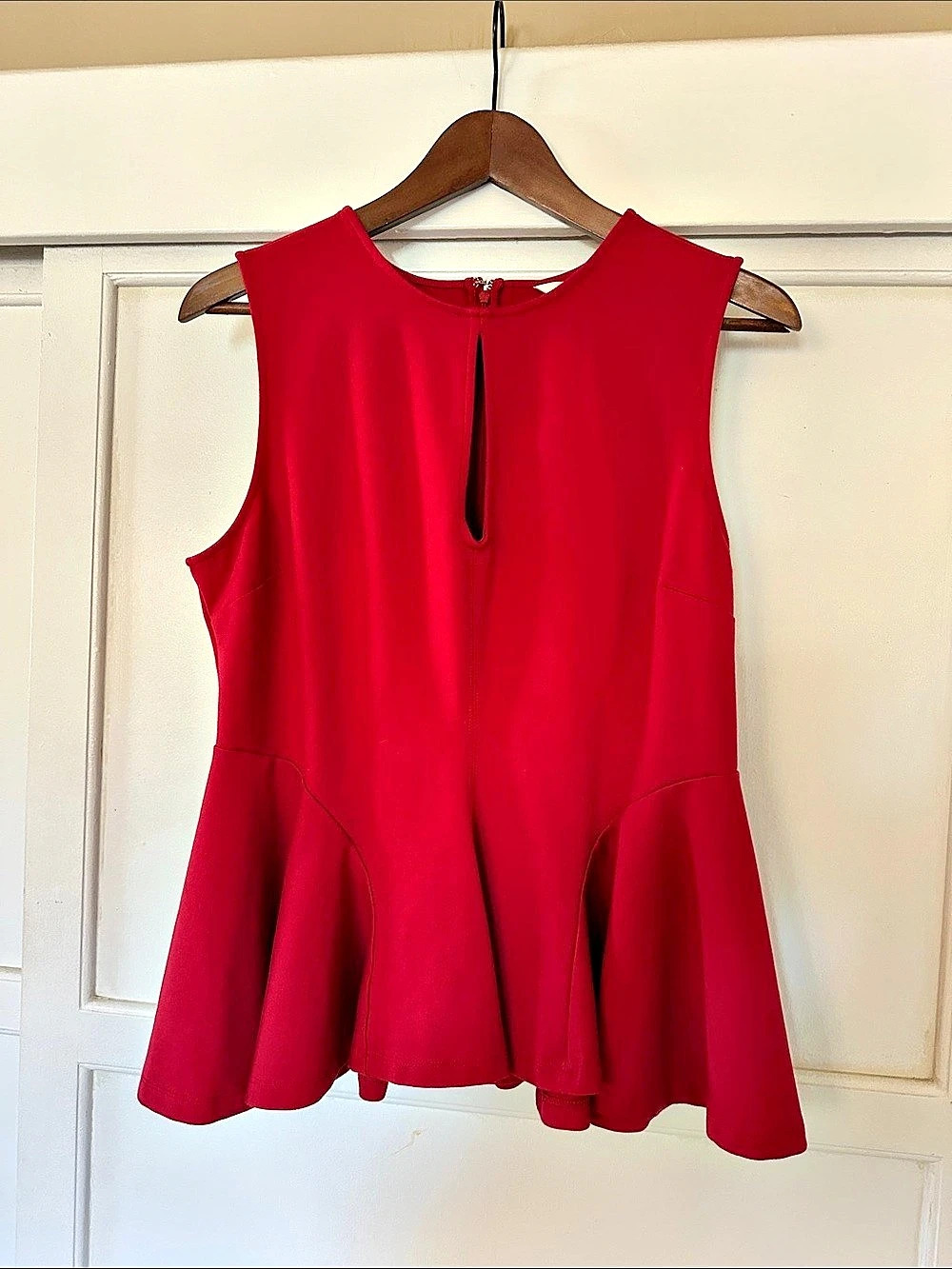 maeve Vibrant red sleeveless blouse. Size Large Like New